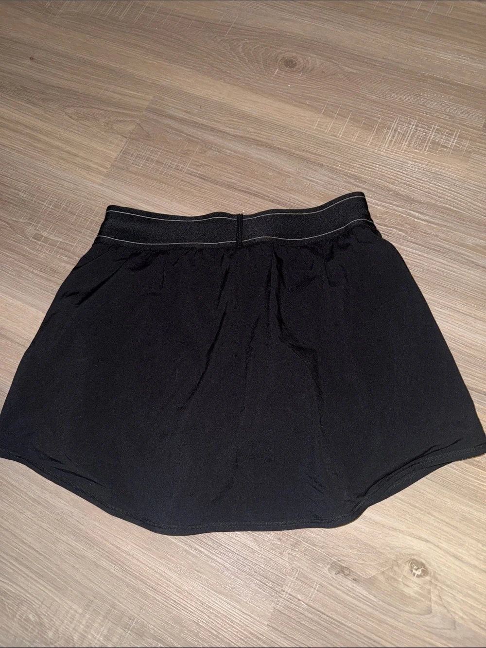 Alo match point skirt size S never worn
